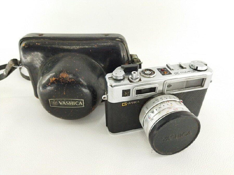 フィルムカメラ YASHICA Electro35G （ゴールドメカニカ）をお買取入荷