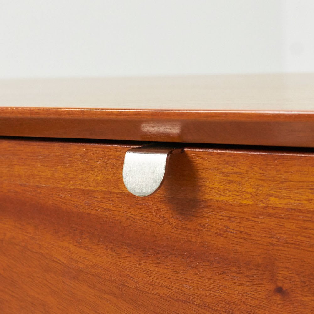 北欧ヴィンテージ風Vカットデザイン リビングボード・リビング