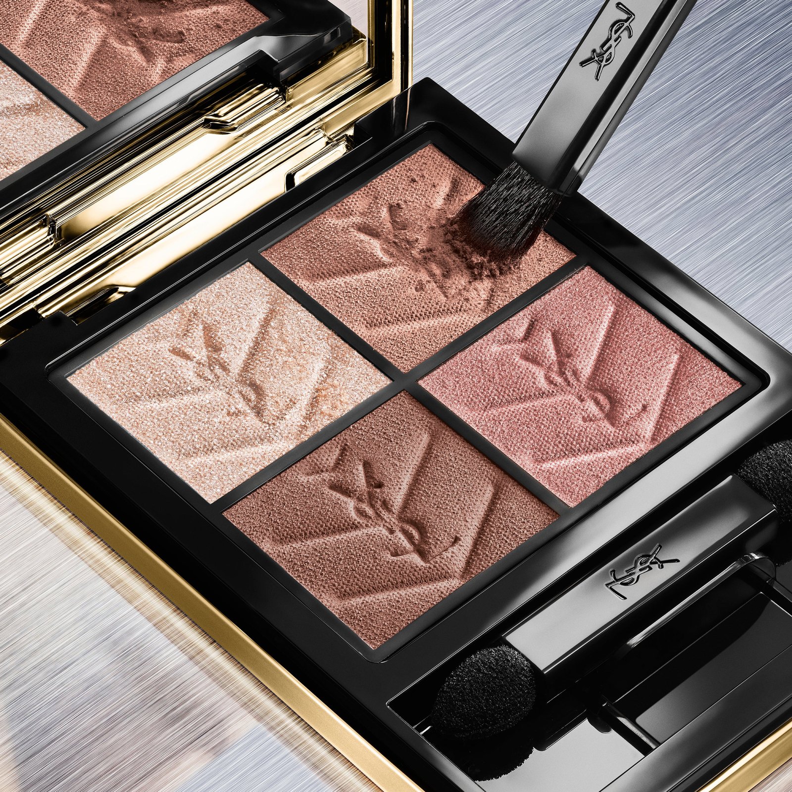 YSL BEAUTY No.1アイシャドウ「クチュール ミニ クラッチ」から、色彩