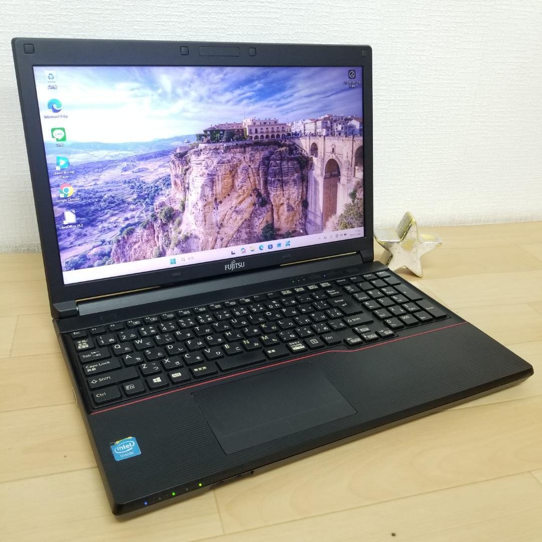 SSD Win11 即使用可ノートPC DVD再生可 富士通(E2156) 富士通（FUJITSU） ノートパソコン 第4世代Corei3/Office 搭載/メモリ